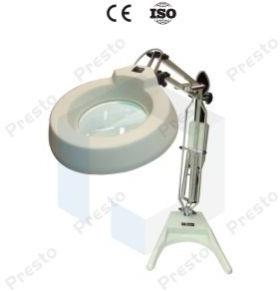 illuminated magnifiers