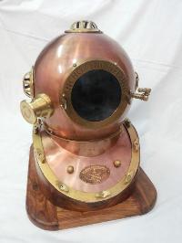 Antique Diving Helmet 03