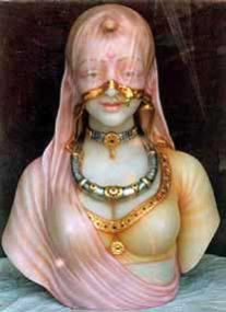 Marble Lady Statues 05