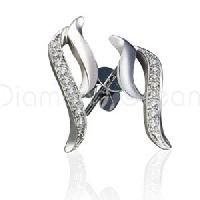 Platinum Diamonds Earring - MGE000016