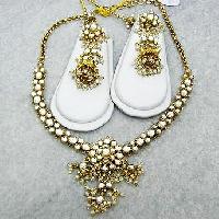 Kundan Necklace Set-set-267