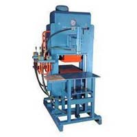 Paver block hydraulic making machine