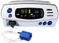 tabletop pulse oximeters