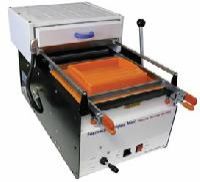 Vacuum Forming Machine