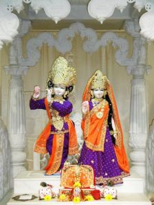 Radha Krishna Statues