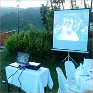 Motorized Projection Screen