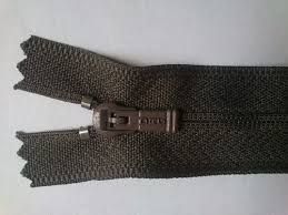 L-shaped zipper