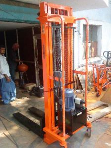 Electric Stacker