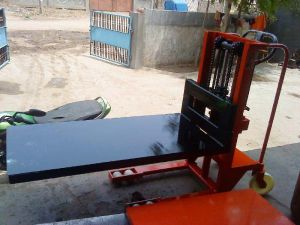 Hydraulic Pallet Stacker