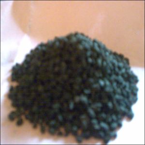 Bentonite granules