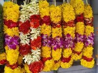 flower garland