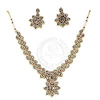 kundan necklace sets