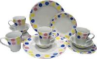 plastic crockery