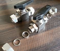 Double Ferrule Two Way Ball Valves