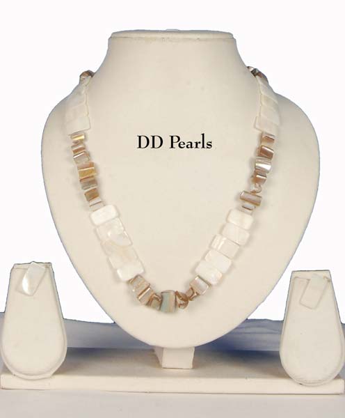 Pearl Necklace with Matching Earrings