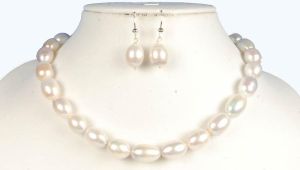 Drop White Color Freshwater Pearl Necklace Earring