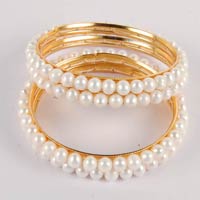 Dd Pearls Mumbai Round Freshwater White Color Pearls Bangles