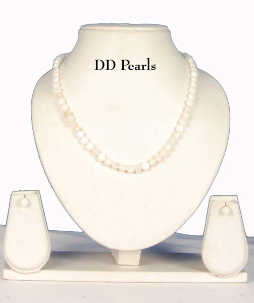 Pearl Necklace with Matching Earrings