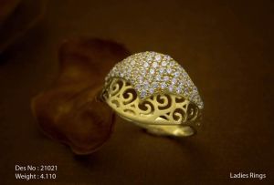 Gold Ladies Ring