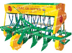 NATIONAL ZERO TILL FERTI SEED DRILL