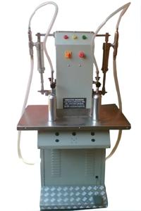 Semi Automatic Liquid Filling Machine