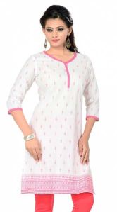 Charmingly Casual Women Kurti Tunic In Clean-cut Lines