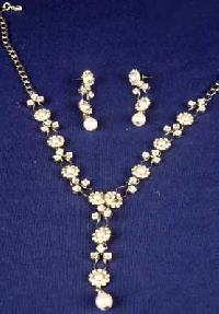 Imitation Necklaces - 112