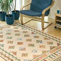 Kloestro Handwoven Carpet