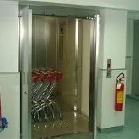 Electrical Goods Lift