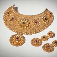 designer gold necklace set