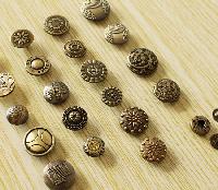 Rivet Buttons