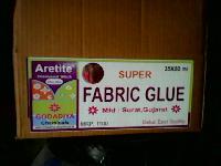 Fabric Glue 04
