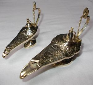 brass aladdin lamps