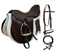 horse saddles accessories