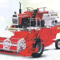 Dasmesh (912) Tractor Driven Combine Harvester