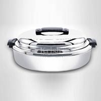 Oval Hot Pot with Dome Lid