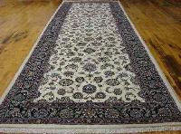 Traditional Hand Knotted Woolen Carpets