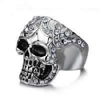 diamond skull rings