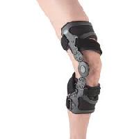 Knee Braces