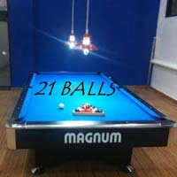 21 BALLS MAGNUM AMERICAN POOL TABLE