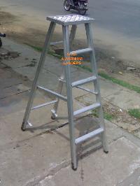 Aluminium Self Supporting Ladder