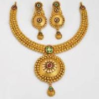 traditional gold jewelry