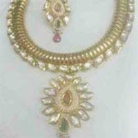 Fashion Necklace Set