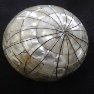 Mother Of Pearl Decorative Ball