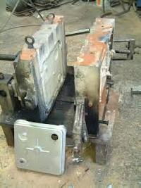 Gravity die casting