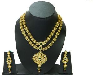 Beautiful Kundan Necklace Sets