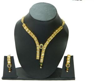 Beautiful Kundan Necklace Sets