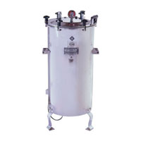 Vertical Manual Autoclave