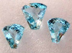 Blue Topaz Stone-19