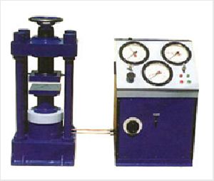 2000 KN Compression Testing Machine